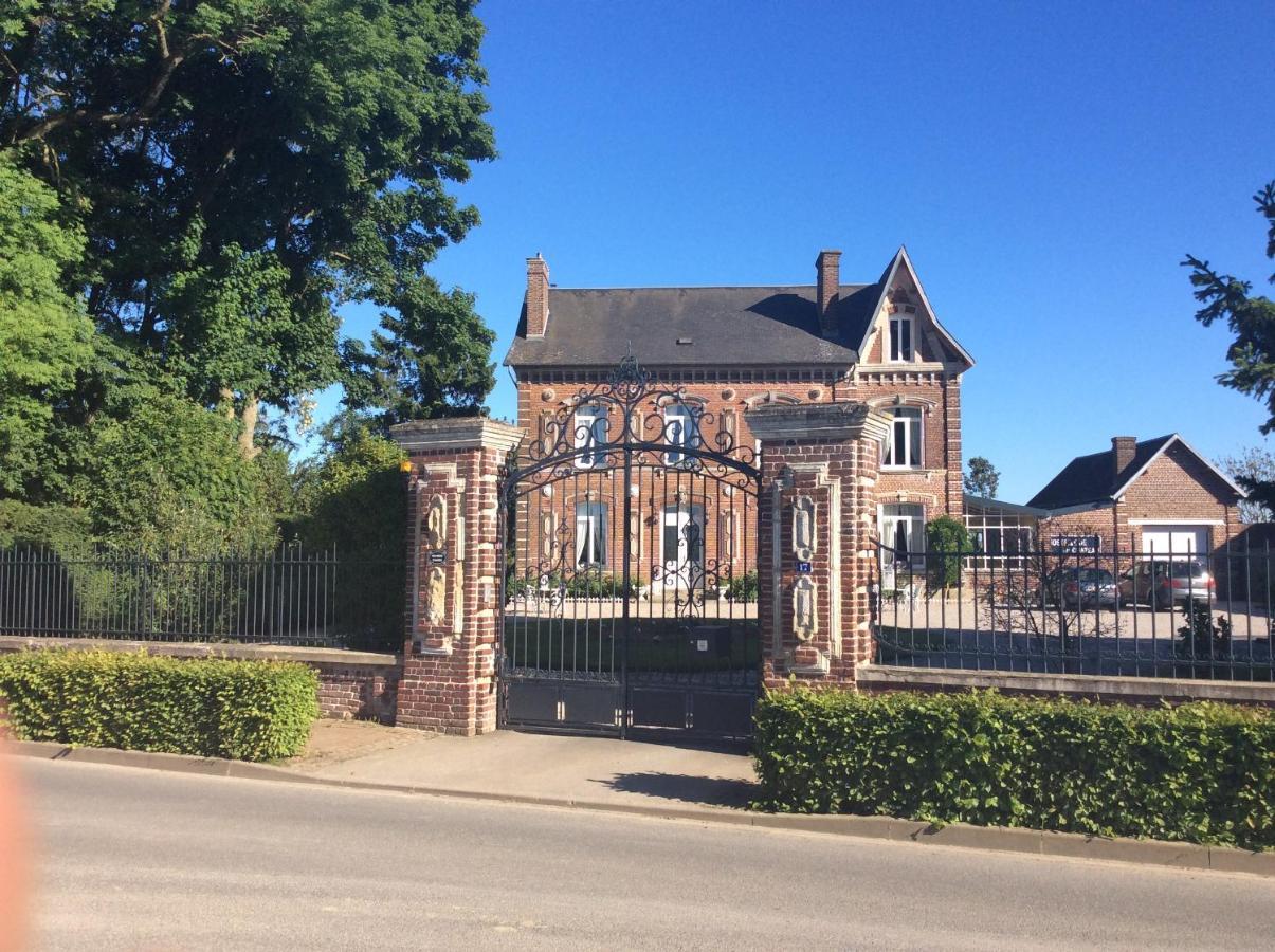 L'Hostellerie Du Chateau Mesnil-Saint-Nicaise Buitenkant foto